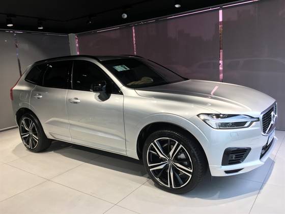 VOLVO XC60 2.0 T8 HYBRID R-DESIGN AWD GEARTRONIC